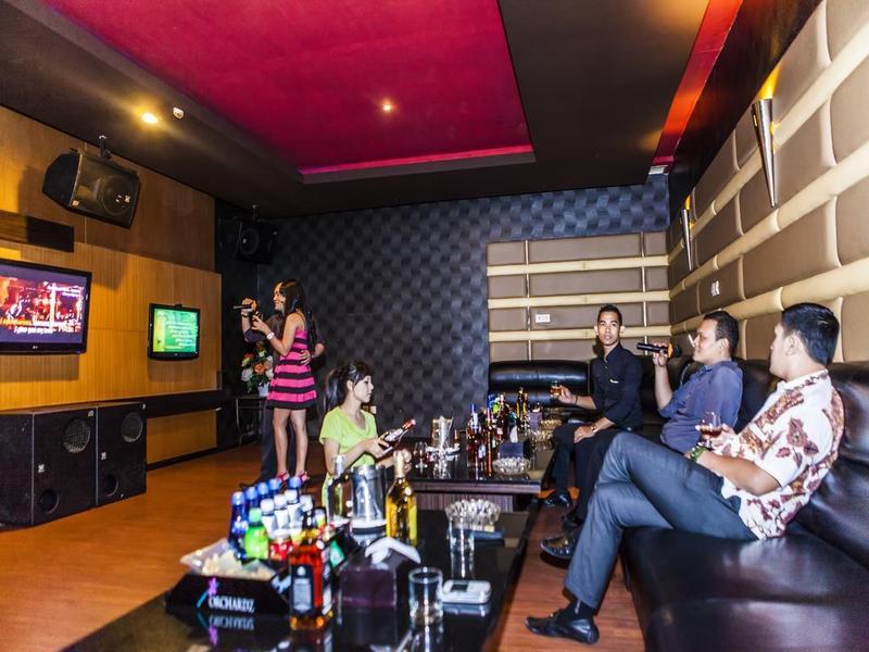 Orchardz Jayakarta Hotel Ngoại thất bức ảnh