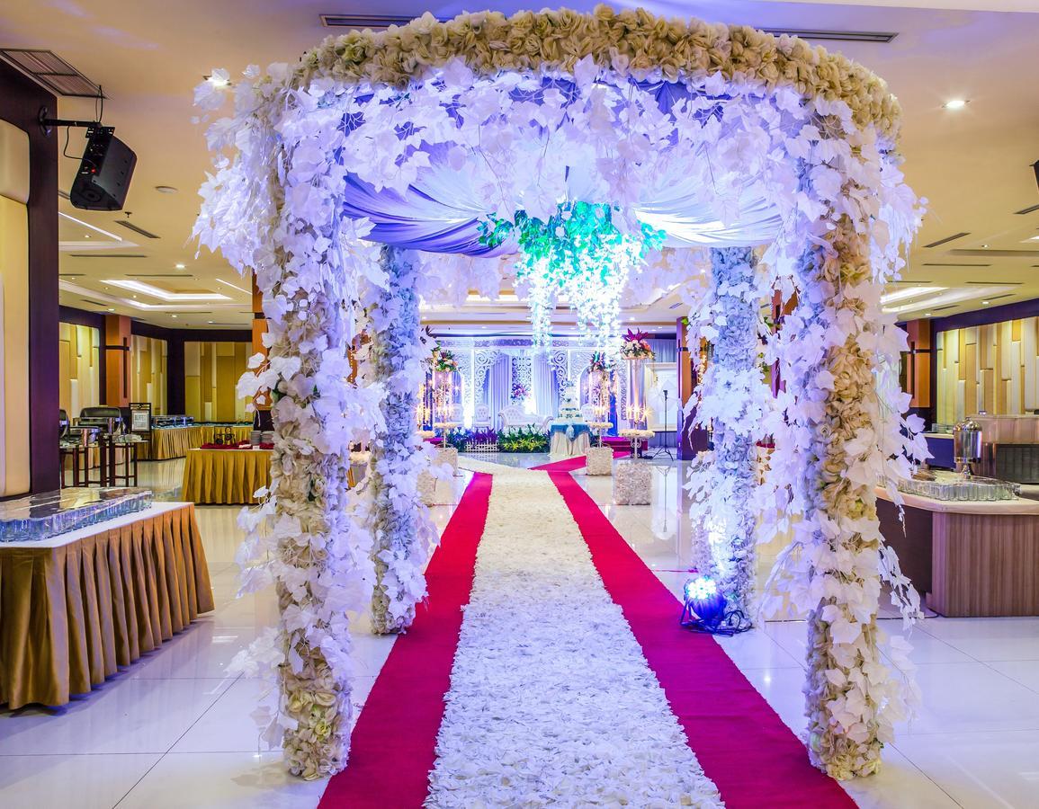 Orchardz Jayakarta Hotel Ngoại thất bức ảnh