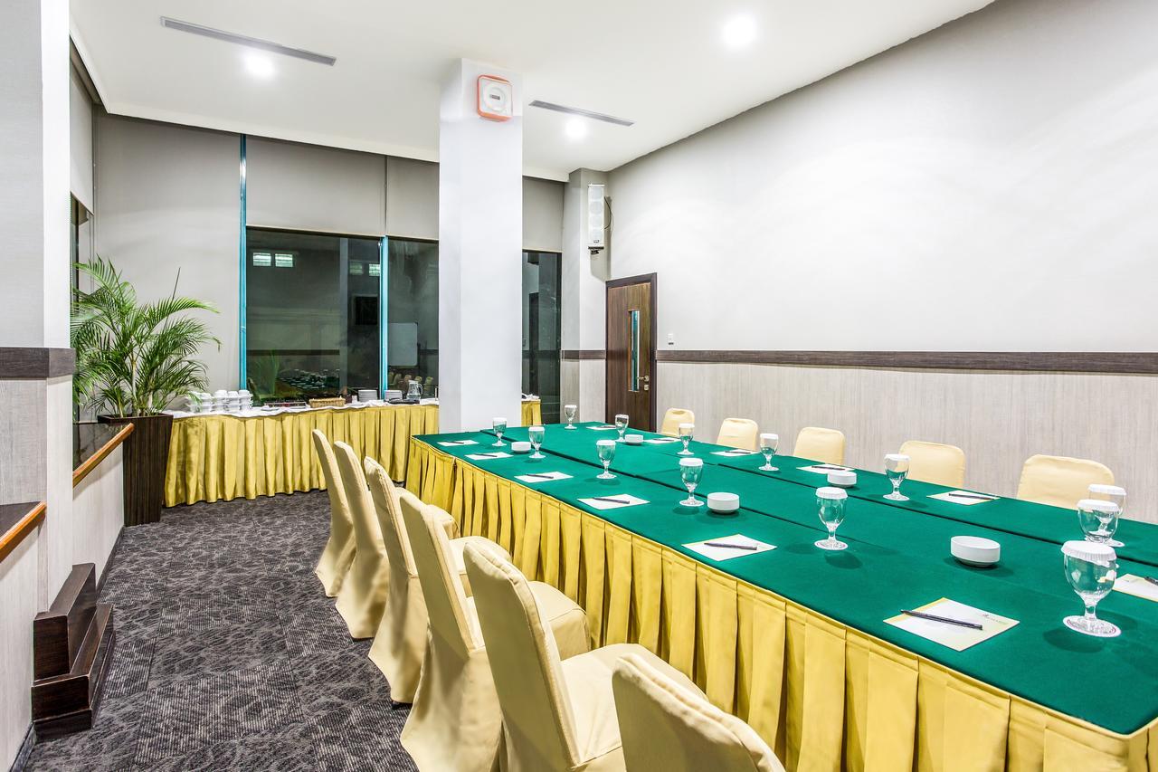 Orchardz Jayakarta Hotel Ngoại thất bức ảnh