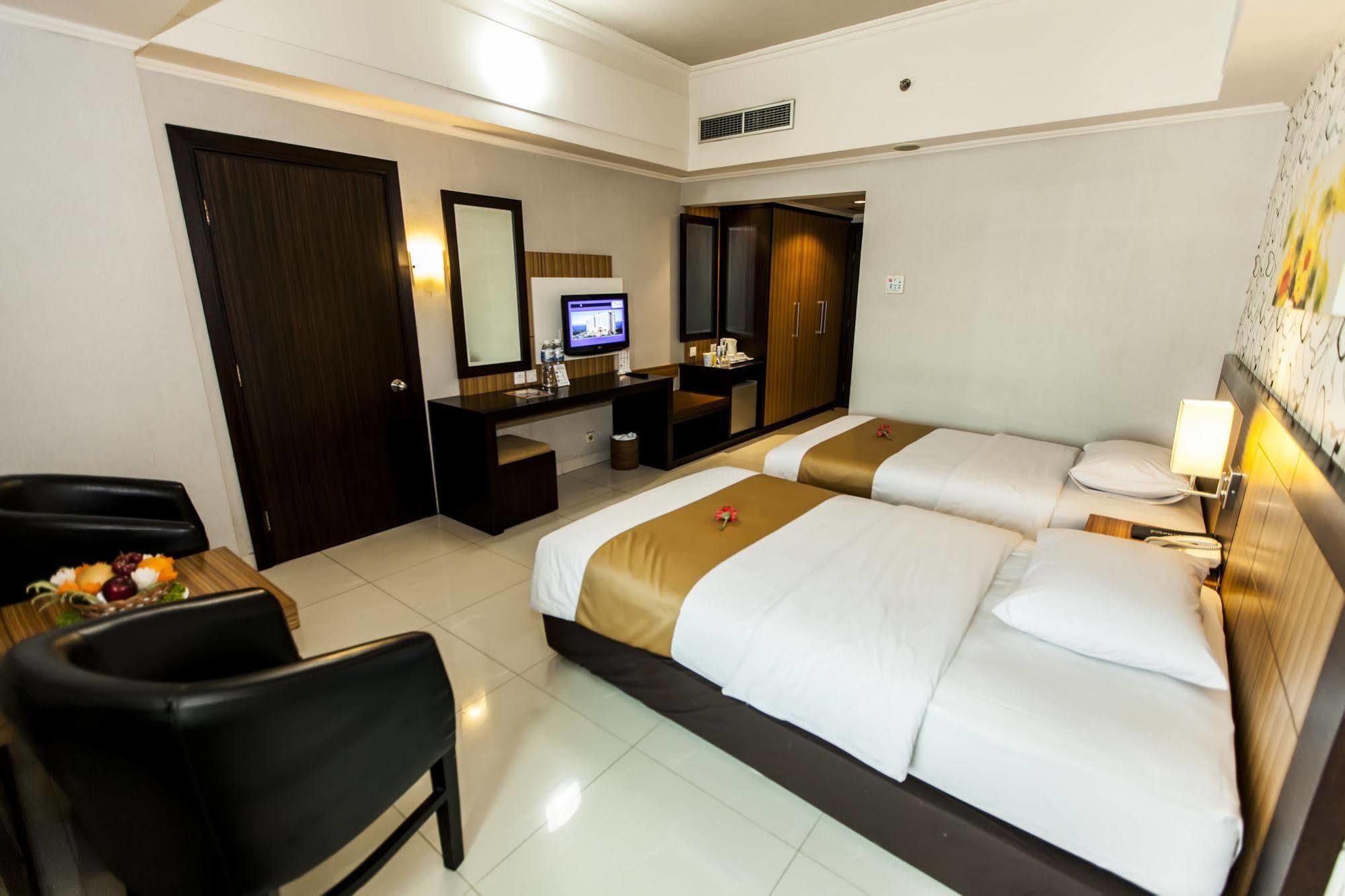Orchardz Jayakarta Hotel Ngoại thất bức ảnh
